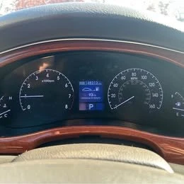 2013 Hyundai Genesis - Image 10 of 10