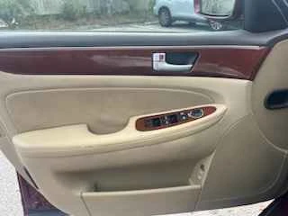 2013 Hyundai Genesis - Image 6 of 8
