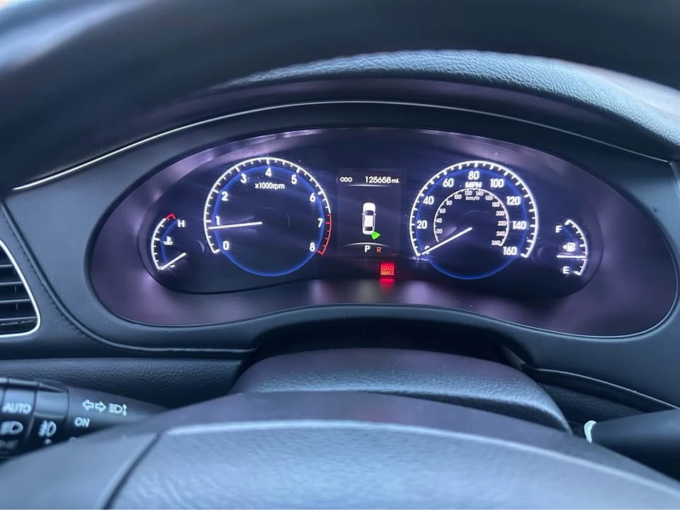 2013 Hyundai Genesis - Image 7 of 7