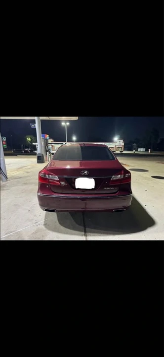 2013 Hyundai Genesis - Image 6 of 18