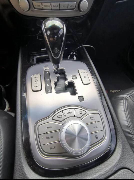 2013 Hyundai Genesis - Image 11 of 20