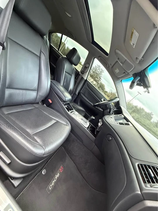 2013 Hyundai Genesis - Image 8 of 13