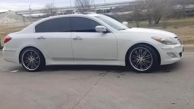 2013 Hyundai Genesis 5.0 R-Spec Sedan