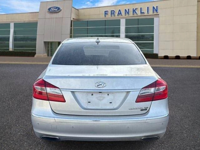 2013 Hyundai Genesis - Image 5 of 10