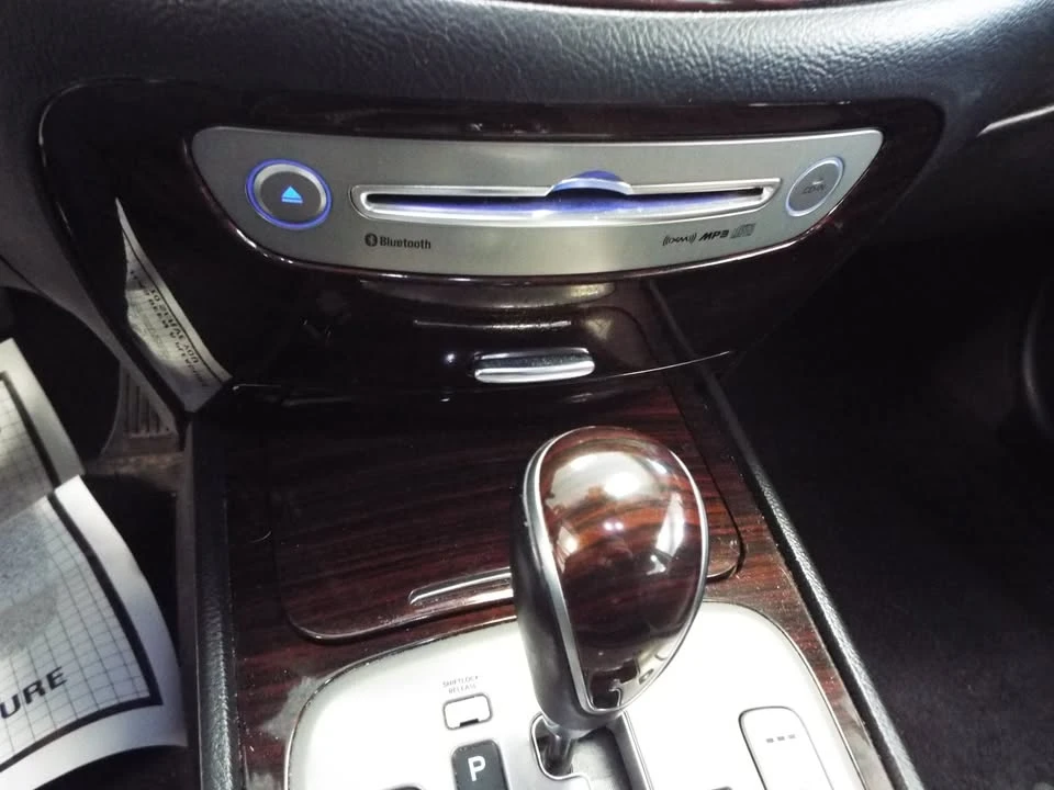 2013 Hyundai Genesis - Image 11 of 17