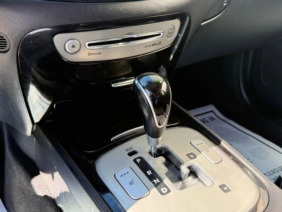 2013 Hyundai Genesis - Image 15 of 20