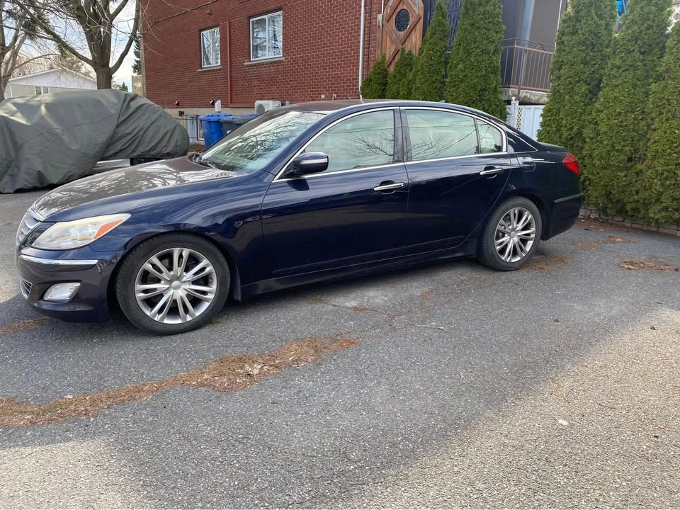 2013 Hyundai Genesis - Image 3 of 16