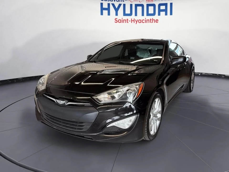 2013 Hyundai Genesis - Image 2 of 20