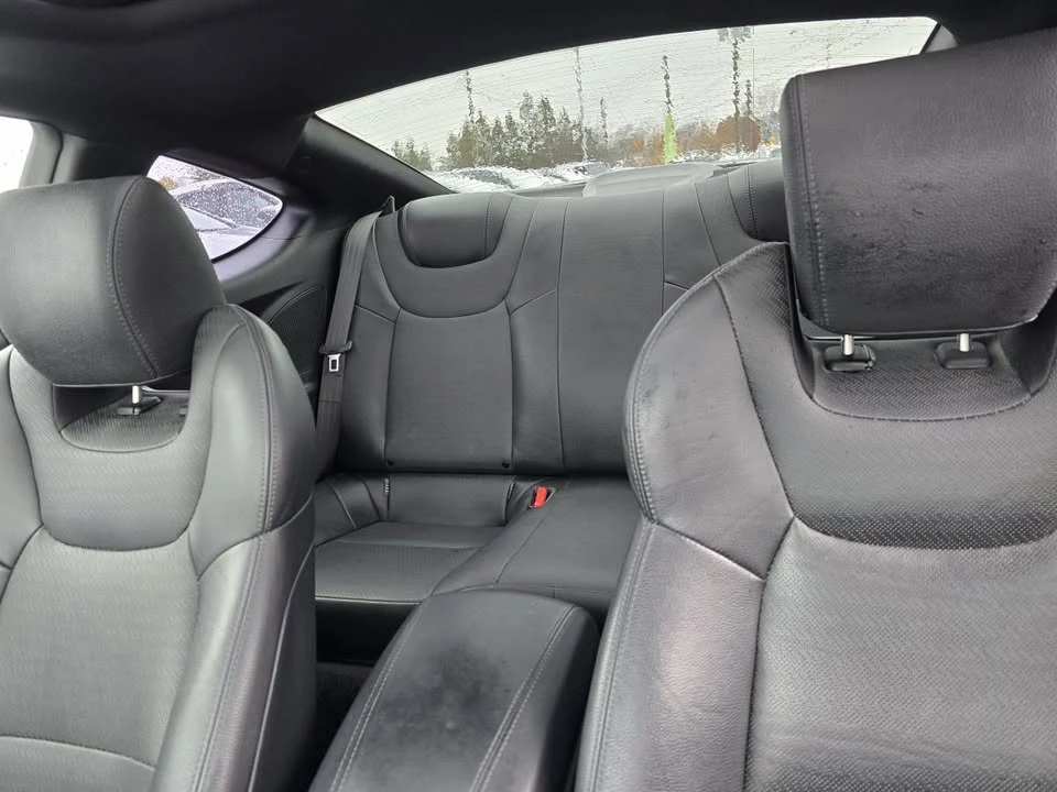 2013 Hyundai Genesis - Image 8 of 13