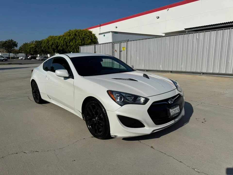 2013 Hyundai Genesis - Image 7 of 19