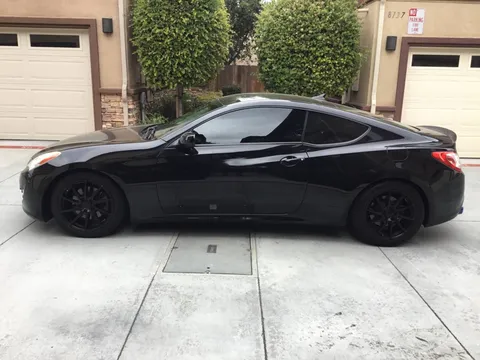 2013 Hyundai Genesis Coupe 2.0T RS Turbo