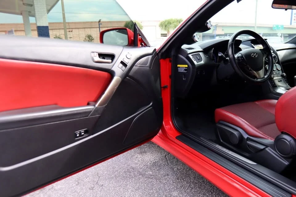 2013 Hyundai Genesis Coupe - Image 20 of 20