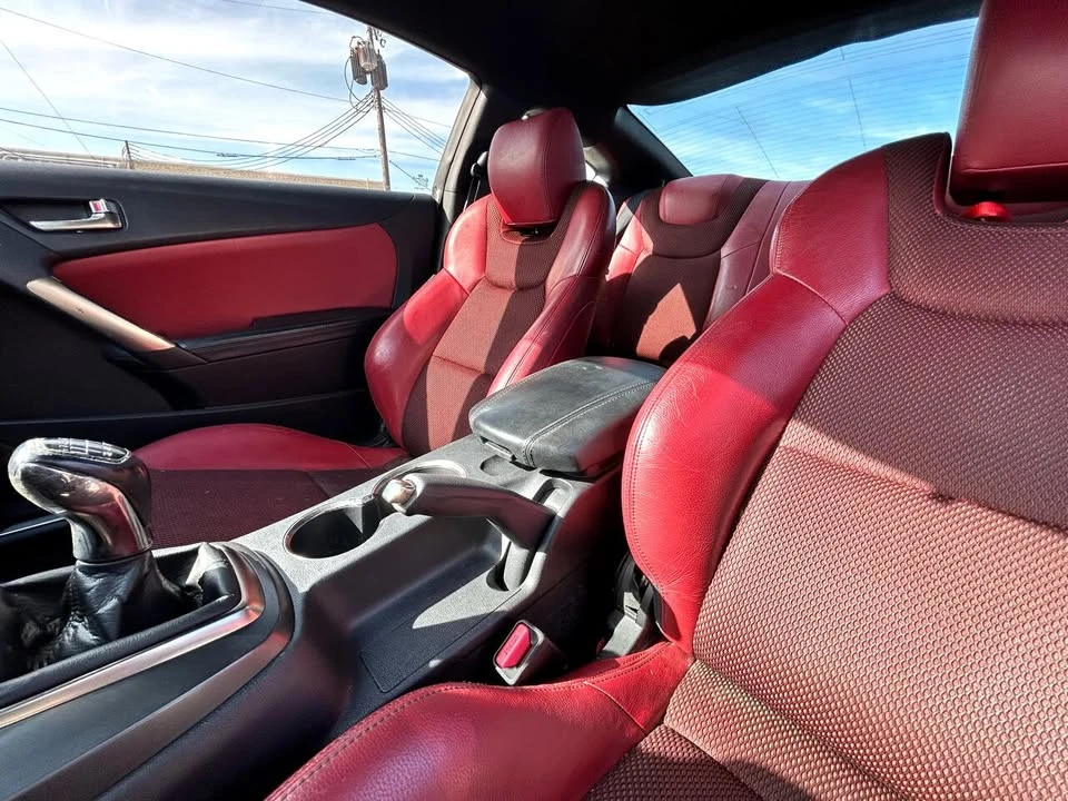 2013 Hyundai Genesis Coupe - Image 7 of 13
