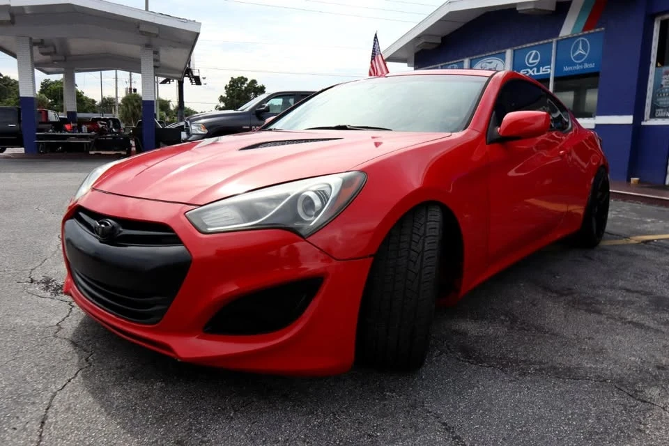 2013 Hyundai Genesis Coupe - Image 11 of 20