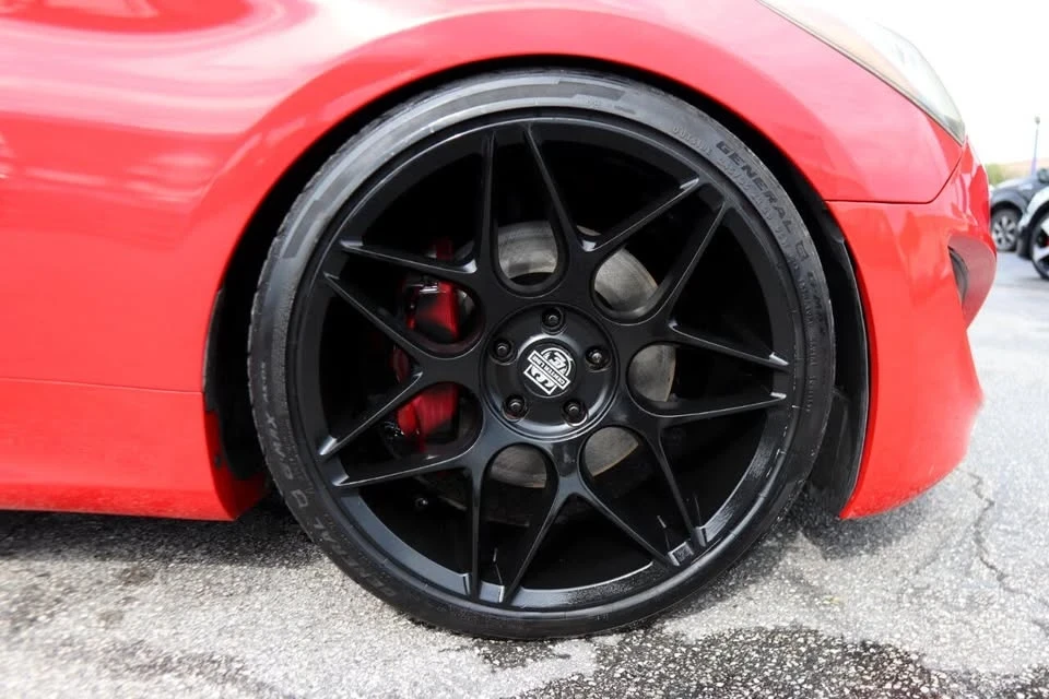 2013 Hyundai Genesis Coupe - Image 17 of 20
