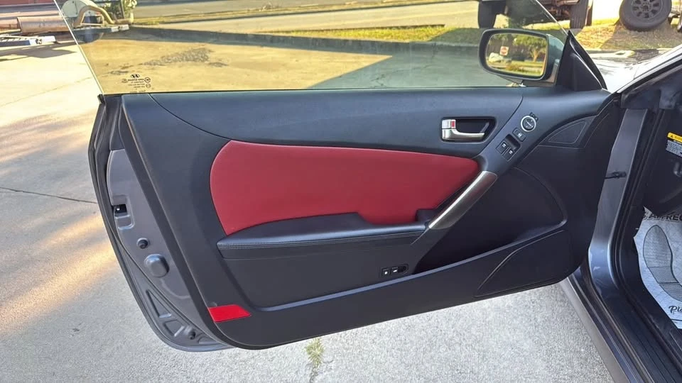 2013 Hyundai Genesis Coupe - Image 9 of 20