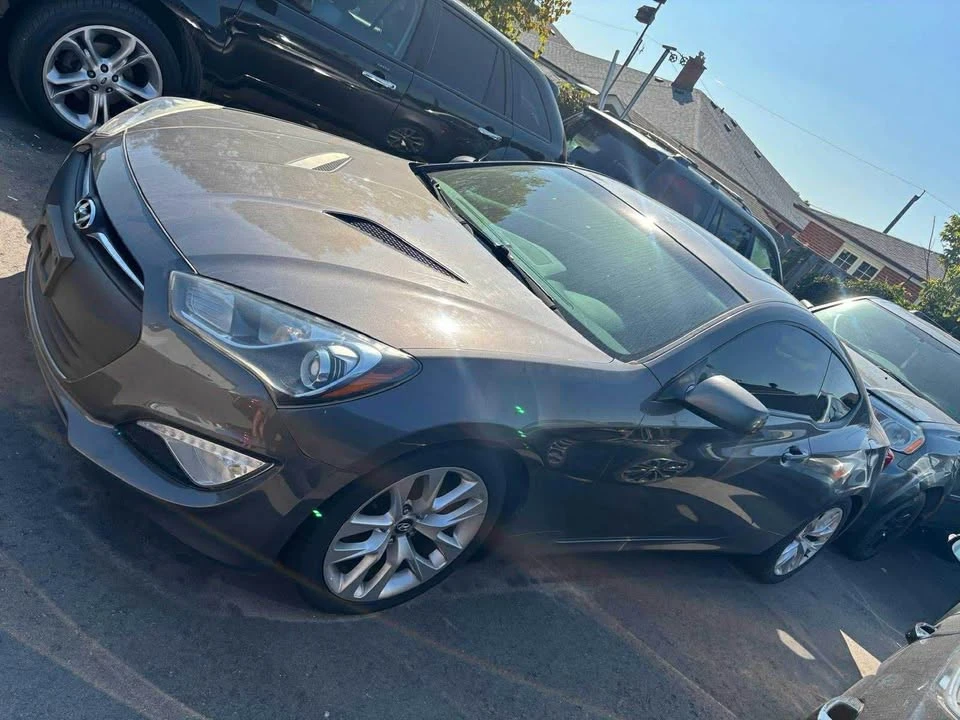 2013 Hyundai Genesis Coupe - Image 4 of 6