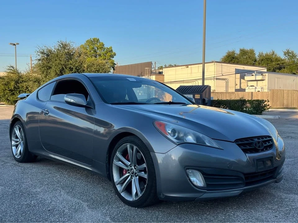2013 Hyundai Genesis Coupe - Image 3 of 12