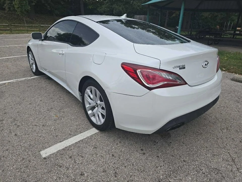 2013 Hyundai Genesis Coupe - Image 7 of 19