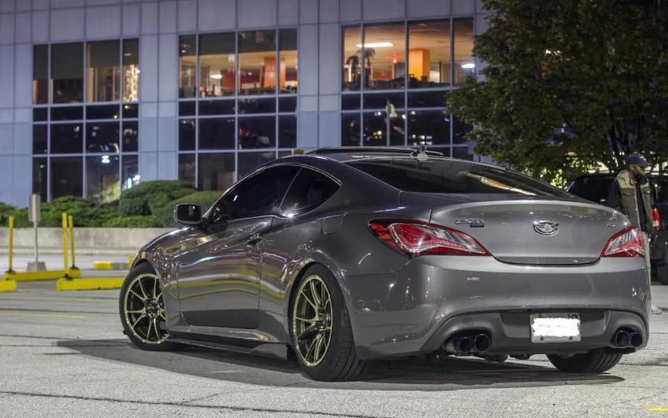 2013 Hyundai Genesis Coupe - Image 4 of 5