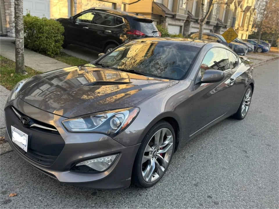 2013 Hyundai Genesis Coupe - Image 2 of 15