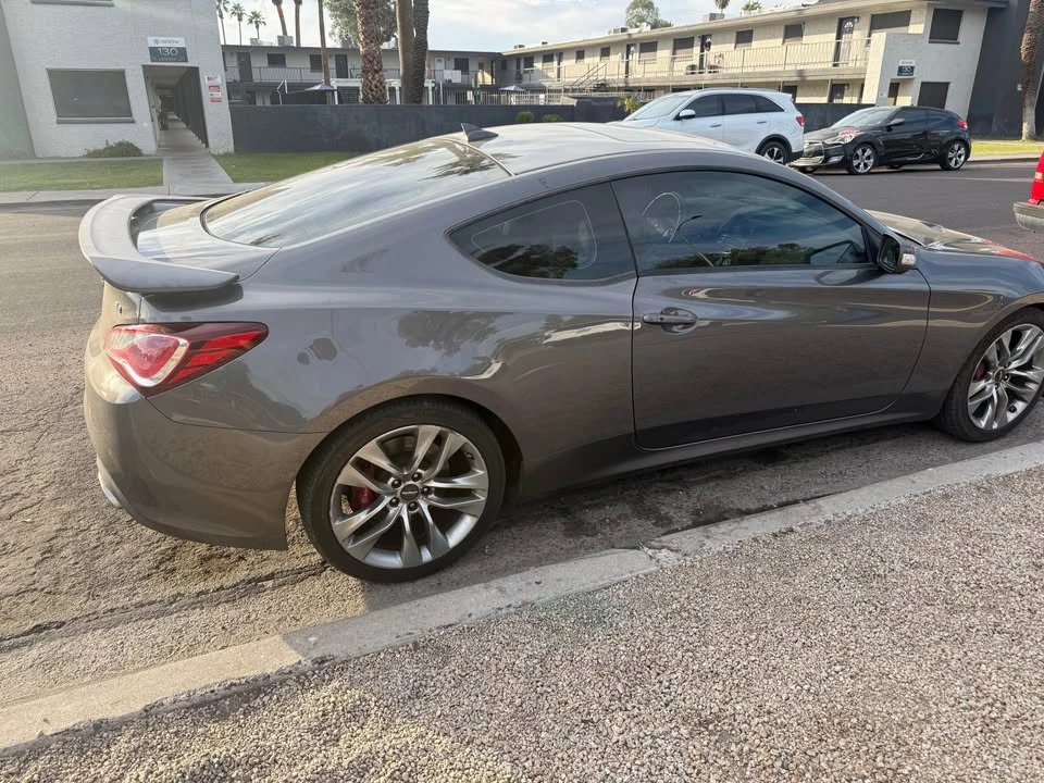 2013 Hyundai Genesis Coupe - Image 4 of 9