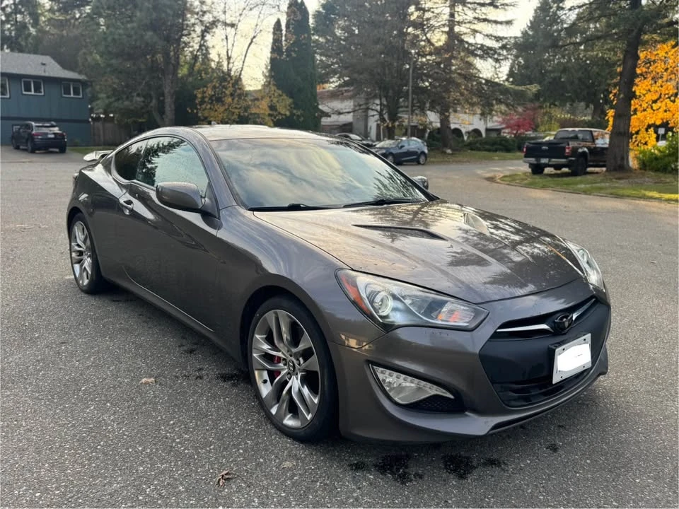 2013 Hyundai Genesis Coupe - Image 11 of 15