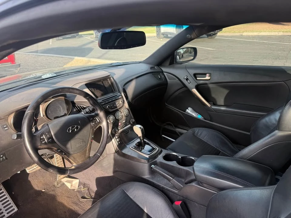 2013 Hyundai Genesis Coupe - Image 7 of 9