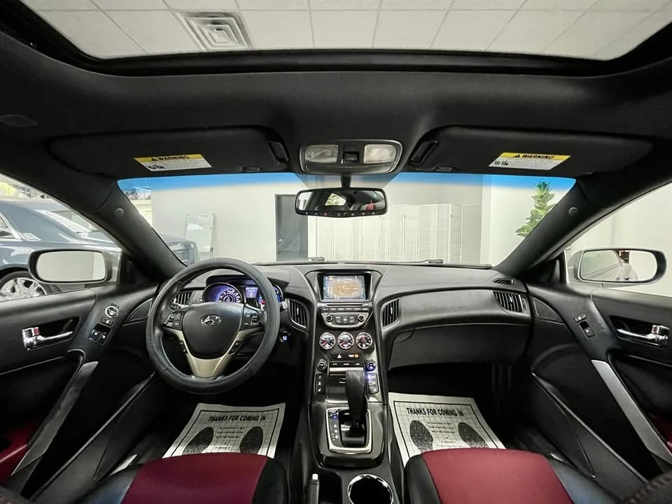 2013 Hyundai Genesis Coupe - Image 13 of 19