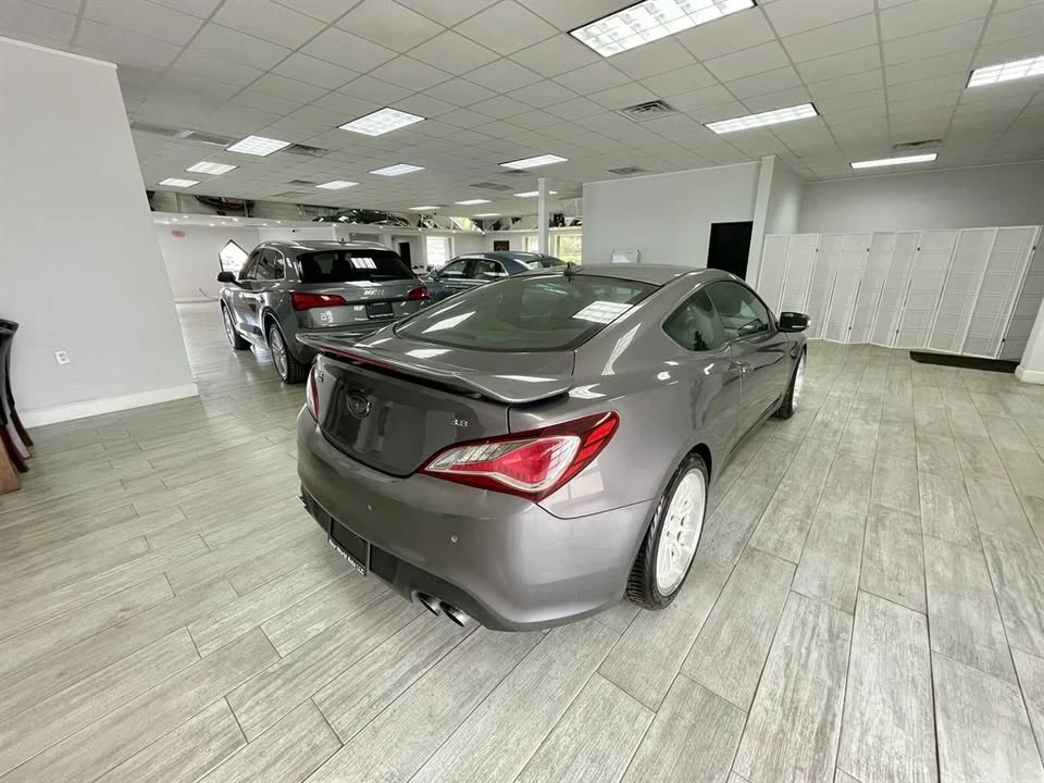 2013 Hyundai Genesis Coupe - Image 4 of 19