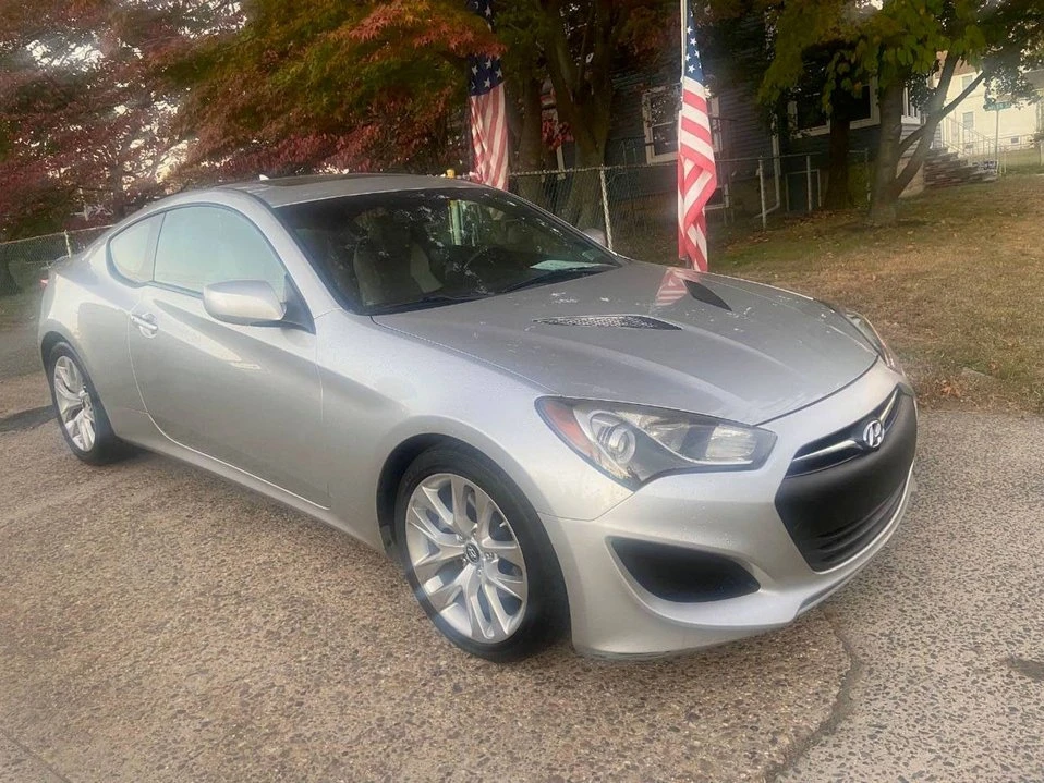 2013 Hyundai Genesis Coupe - Image 3 of 10