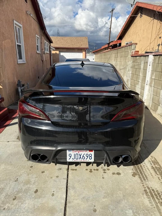 2013 Hyundai Genesis Coupe - Image 3 of 7