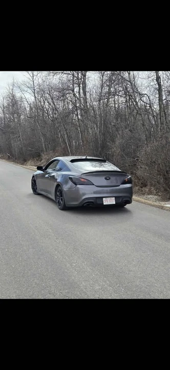 2013 Hyundai Genesis Coupe - Image 3 of 5