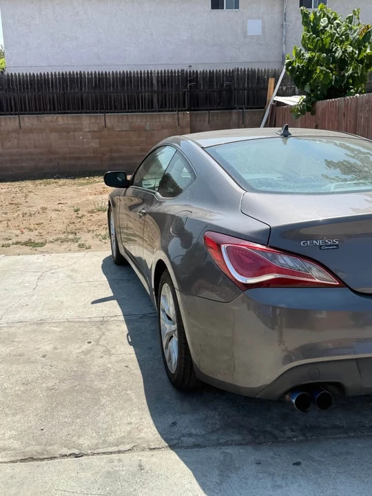 2013 Hyundai Genesis Coupe - Image 3 of 7