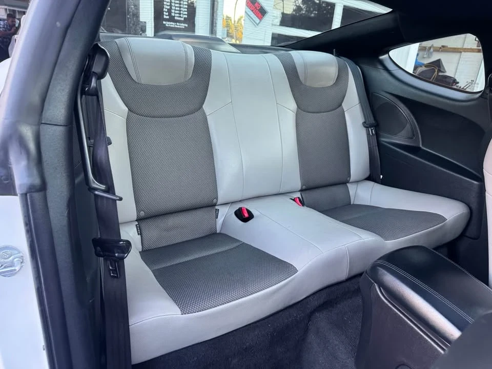 2013 Hyundai Genesis Coupe - Image 12 of 19