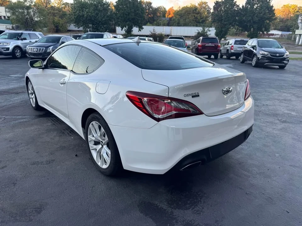 2013 Hyundai Genesis Coupe - Image 6 of 19
