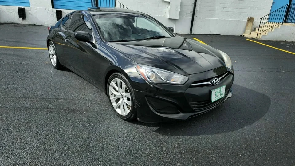 2013 Hyundai Genesis Coupe - Image 3 of 15