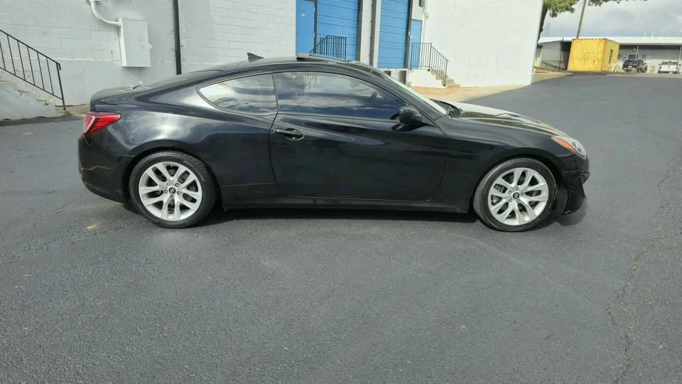 2013 Hyundai Genesis Coupe - Image 4 of 15