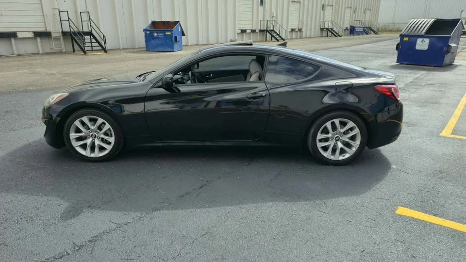 2013 Hyundai Genesis Coupe - Image 8 of 15