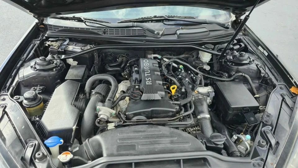 2013 Hyundai Genesis Coupe - Image 14 of 15