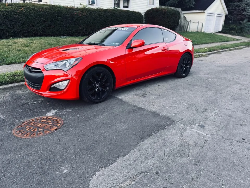 2013 Hyundai Genesis Coupe - Image 8 of 18