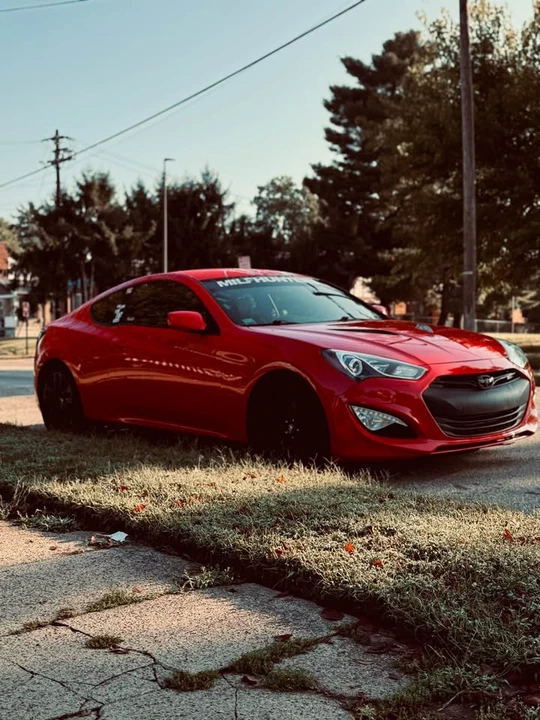 2013 Hyundai Genesis Coupe - Image 9 of 18