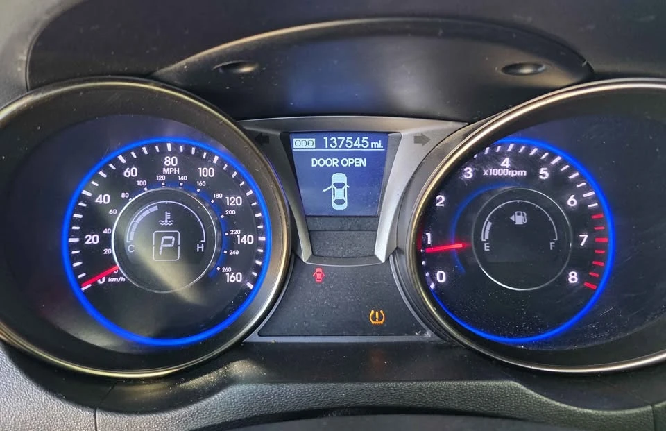 2013 Hyundai Genesis Coupe - Image 12 of 12