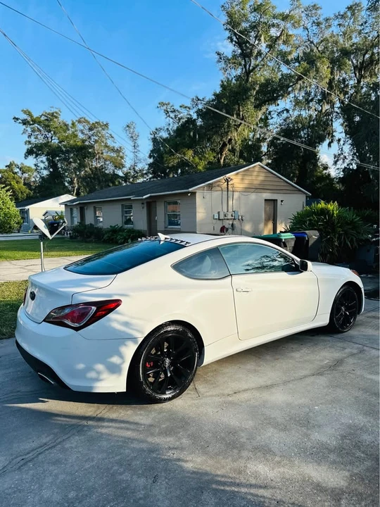 2013 Hyundai Genesis Coupe - Image 5 of 14