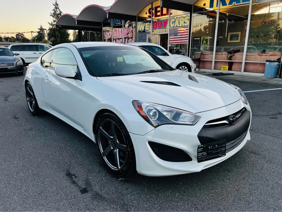2013 Hyundai Genesis Coupe - Image 3 of 13