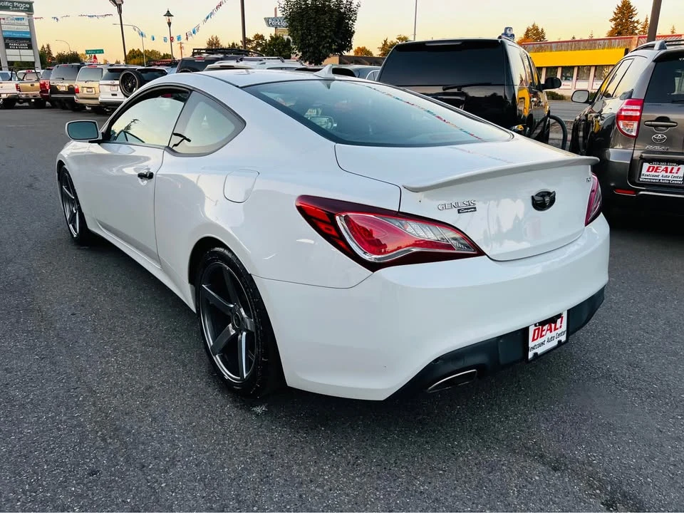 2013 Hyundai Genesis Coupe - Image 6 of 13