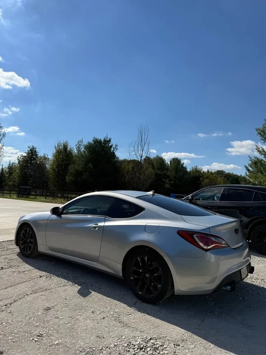 2013 Hyundai Genesis Coupe - Image 3 of 11