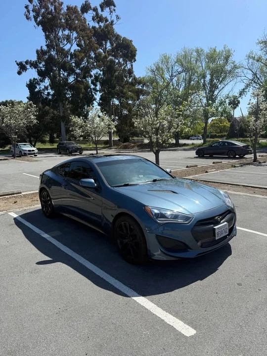 2013 Hyundai Genesis Coupe - Image 2 of 14