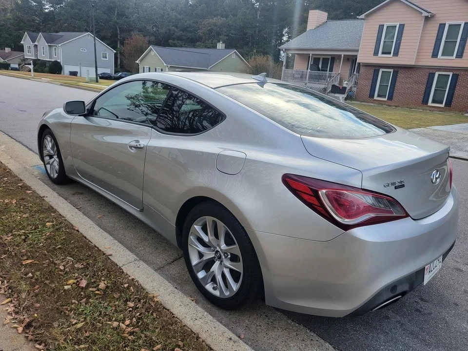 2013 Hyundai Genesis Coupe - Image 4 of 8