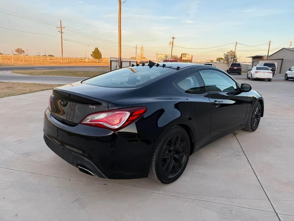 2013 Hyundai Genesis Coupe - Image 5 of 17